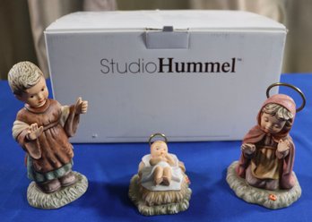 Lot 243- The Studio Hummel Goebel Nativity Set In Original Box - 1996 Mary - Joseph And Baby Jesus