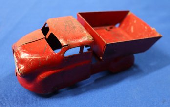 Lot 139- 1930s Rare  Wyandotte Marx Pressed Steel Red - 6 Inches -Dump Truck - Rubber Tires
