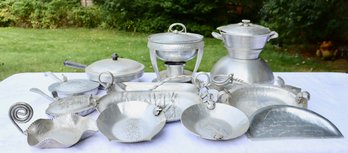 Lot 282 - Vintage MCM 20 Piece All Aluminum Kitchen Serving Lot - Mid Century Pans