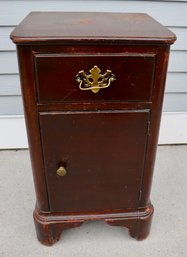 Lot 169- Quality Antique Drexel Mahogany Cabinet - Night Stand - Side Table