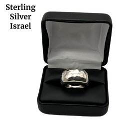 Lot 25- Sterling Silver Israel Hammered Dome Ring Size 6