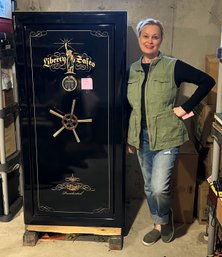 5ft Large Liberty Gun Safe Fire Proof - Presidential Series In Gloss Black - Like New! - The Best Of The Best!
