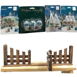 Lot 89RR- Byers Choice Carolers Wood Fence Village Lot 16  Tree Accessories Dickens - Christmas