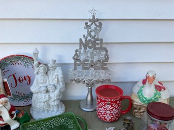 Lot 48SES- Mixed Christmas Holiday Decorations Lot - Tart Warmer - Santa - Frames - Mug - Musical Figures