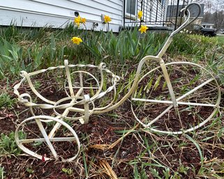 Lot 115G - Vintage Metal Tricycle Bicycle Bike Planter - Plant Decor