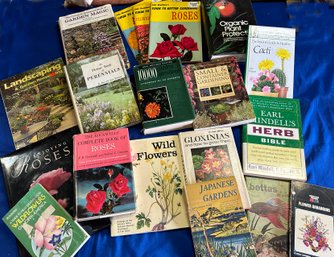 Lot 129G - Gardening Landscaping Organic Herbs Roses Wildflowers Books