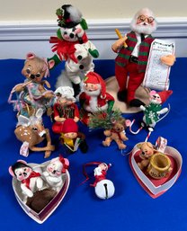 Lot 58 - 1980s - 90s Annalee Dolls - Lot Of 12 - Some Made In USA - Christmas - Santa - Snowman