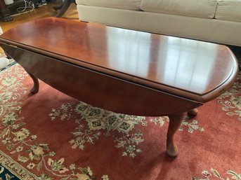 Lot 9: Cherry Drop Leaf Coffee Table - Queen Ann Style