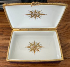 Lot 20: Limoges France Blue & Gold Trinket Box