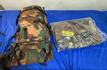 Lot 329 - Camping / Hunting Remington Heavy Canvas Modular Backpack & Klettersack - Woodland Camo - 1990s