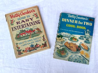 Lot 383 - 1958 2 Cookbooks Betty Crocker Cook Books 1st Edition 1st Printing & 2nd Printing - Entertaining