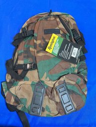 Lot 331 - Large Quality Remington Woodland Camo Modular Backpack - Vintage Circa 1991