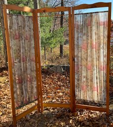 Lot 674- Pine Wood Partition Screen Panels - Room Divider