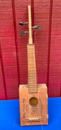 Lot 412- COOL! Sam Davisy Of New York The Vintage Cigar Box 1886 Consolidated Cigar Corp Wood Ukulele Guitar