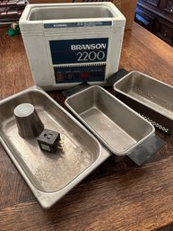 Lot 88 - Branson B2200R-4 - Bransonic Ultrasonic Cleaner