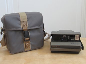 Lot 133 - Polaroid Spectra System & Polaroid F112 With Case - Cameras