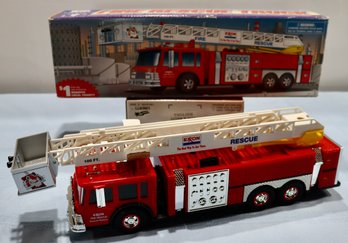 Lot 222 - 1998 Exxon Fire Rescue Ladder Red Truck - New Old Stock In Original Box - Battery Operated