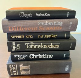 Lot 327 - Stephen King Lot Of 6 Books - It - Cujo - Tommyknockers - Pet Sematary - Hardcovers