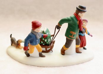 Lot 614CJV - Department Dept 56 - Heritage Christmas Village Collection The Family Tree Porcelain Original Box