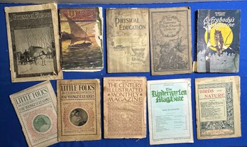 Lot 428 - Nice Lot Of 1800s & Early 1900s Ephemera - Advertising Booklets - Souvenirs