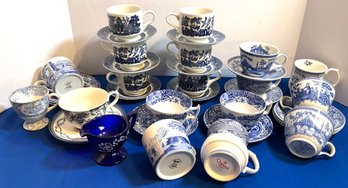 Lot 33- Blue & White China Various Mixed Names & Sizes Tea Cups -lot Of 20