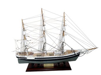 Lot 416- Hand Crafted Sovereign Of The Seas (1853) Wood Clipper Ship Model - Piel Craftsmen Newburyport MA