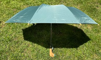 Lot 65- NEW Wood Duck Handle Green Umbrella Color Covers Automatic