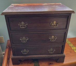 Lot 455- Pennsylvania House Small 3 Drawer End Table  Chest Vintage - Needs TLC