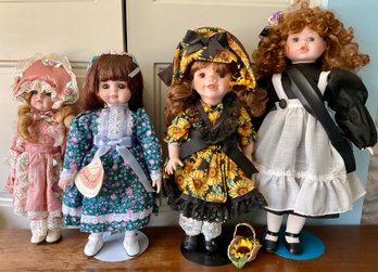 Lot 465- Holly Hunt Goebel Victoria Ashlea Original Lot Of 4 Porcelain Dolls