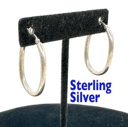 Lot 313 - Sterling Silver Hoops Oval Hoop Pierced Earrings - Vintage!