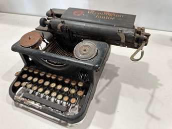 Lot 606 - Remington Junior Antique Typewriter