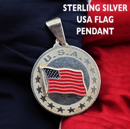 Lot 331 - Sterling Silver Patriotic USA Flag Stars Pendant 1 Inch