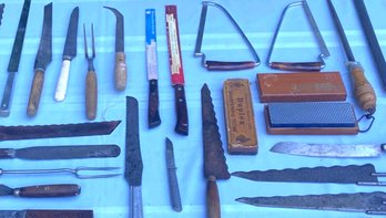 Lot 512 - 1940s -60s Knives - Meat Saws - Clauss - Ekco - Nicholas Bros - Gerber 1947 - Vintage - Antique