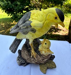 Lot 349SES - Yellow Gold Finch Beautiful Ceramic Bird Figurine With Baby In Nest - Vintage