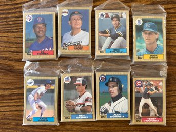 Lot 474 - 8 Packs Of Baseball Cards - TOPPS - MIXED TEAMS 1980s