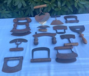 Lot 508 - Primitive Hand Held Food Choppers Metal Gadgets Ironwork - Antique Kitchen Lot M&S