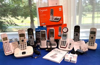 Lot 509- HELLO! Panasonic Blue Tooth - Gigaset - Clarity Extra - Cordless Phone Lot