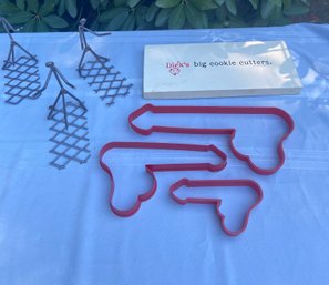 Lot 515 - X- Rated Adult Lot Penis Cookie Cutters And Hot Dog Roasters