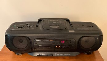 Lot 516- Sanyo Radio - Cassette - CD Player Boombox