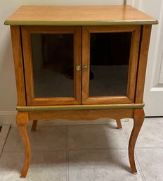 Lot 72- Cabinet With Glass Doors