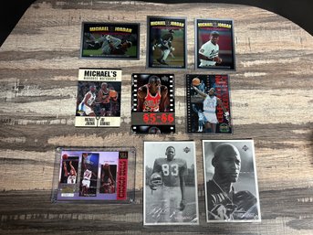 Lot 239KR - Lot Of 10 Michael Jordan Cards & Postcards