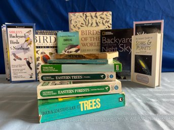 Lot 414- Bird Watchers! Peterson Field Guides - Stars & Planets Astronomy - Night Sky- Trees Forest- 12 Books