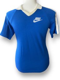 Lot 17- 1980s Blue Nike Shirt (looks Small) Size Men's Medium