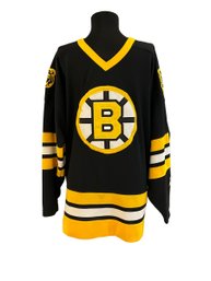 Lot 60- Starter NHL Boston Bruins Shirt Top Unisex Womens Mens Size M Medium