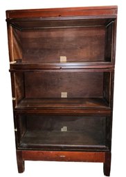 Lot 6- The Globe Wernicke Co. Barrister Bookcase Book Shelf Case Cabinet