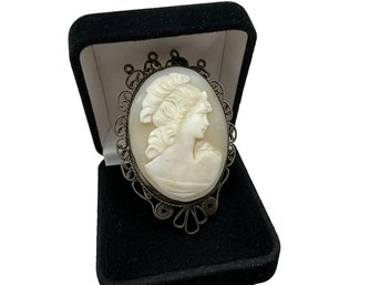 Lot 87- Antique Hand Carved Cameo Brooch Pin - As Is