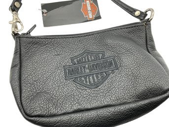 Lot 21SES- NEW Harley Davidson Small Black Leather Purse