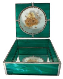 Lot 409CN - Green Slag Stained Glass - Hinged Dresser Keepsake Box - Dried Flower Design - Nice Vintage Decor