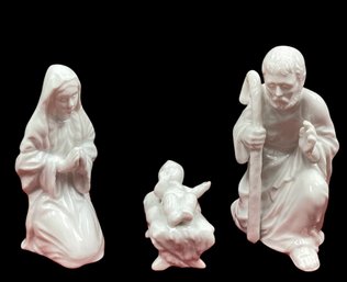 Lot 125SES- New In Boxes Vintage 8 Piece Nativity Set Made In Mexico White Figurines