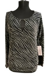 Lot 78SES- NEW Jennifer Lopez Silver Sparkle & Black Evening Dressy Top - Medium M